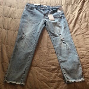 Kensie size 8, the effortless skinny crop